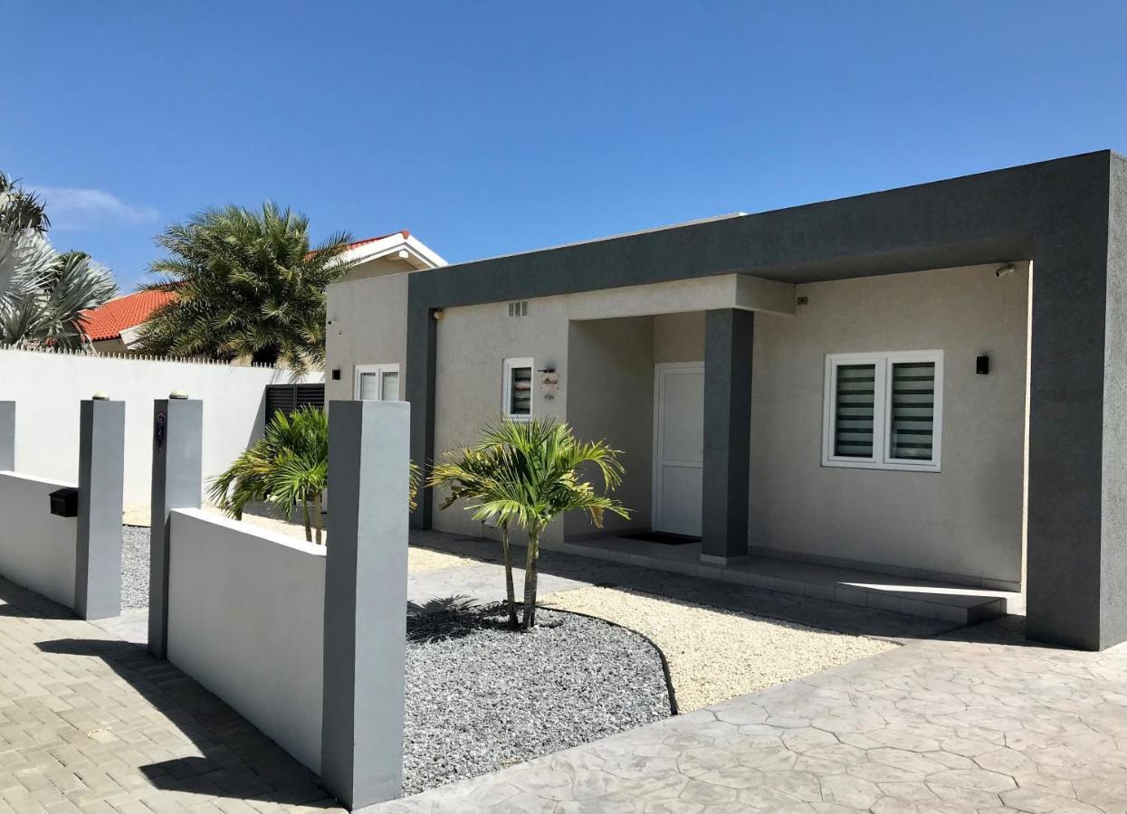 Beautiful Luxury Villa With Private Pool Palm Beach Exteriér fotografie
