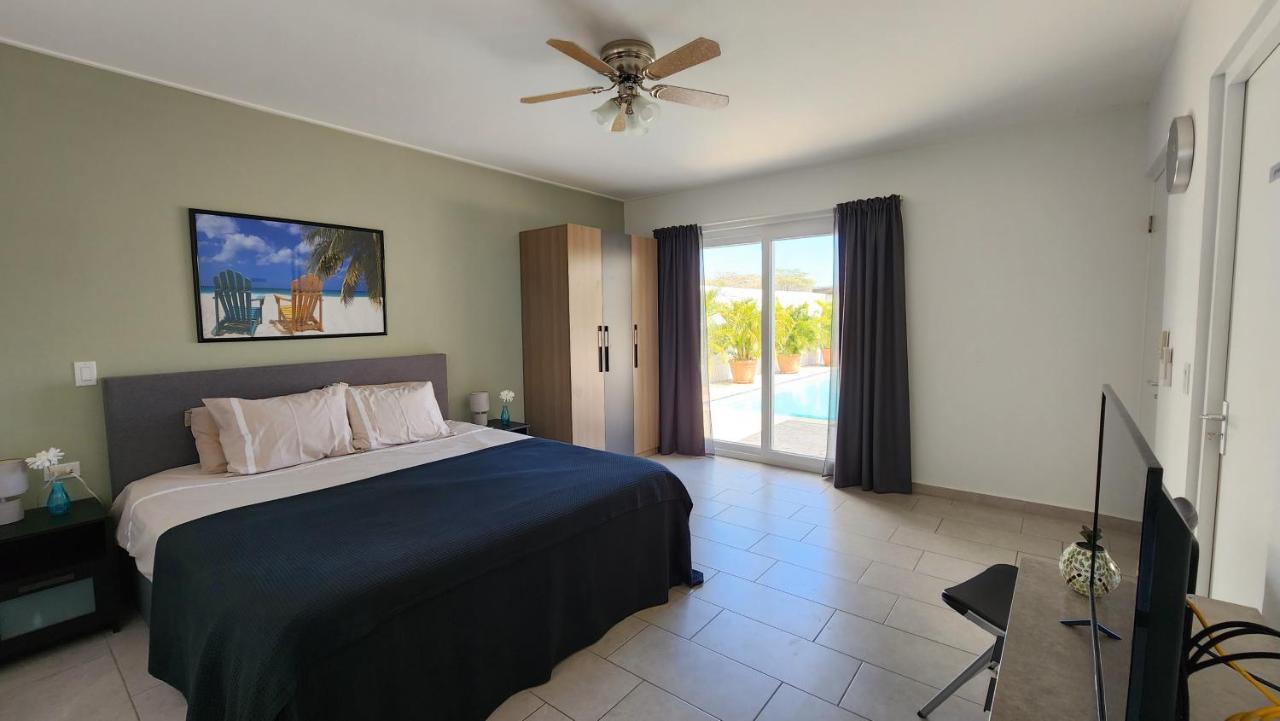 Beautiful Luxury Villa With Private Pool Palm Beach Exteriér fotografie